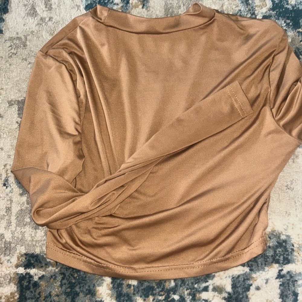 Tan long sleeved crop top